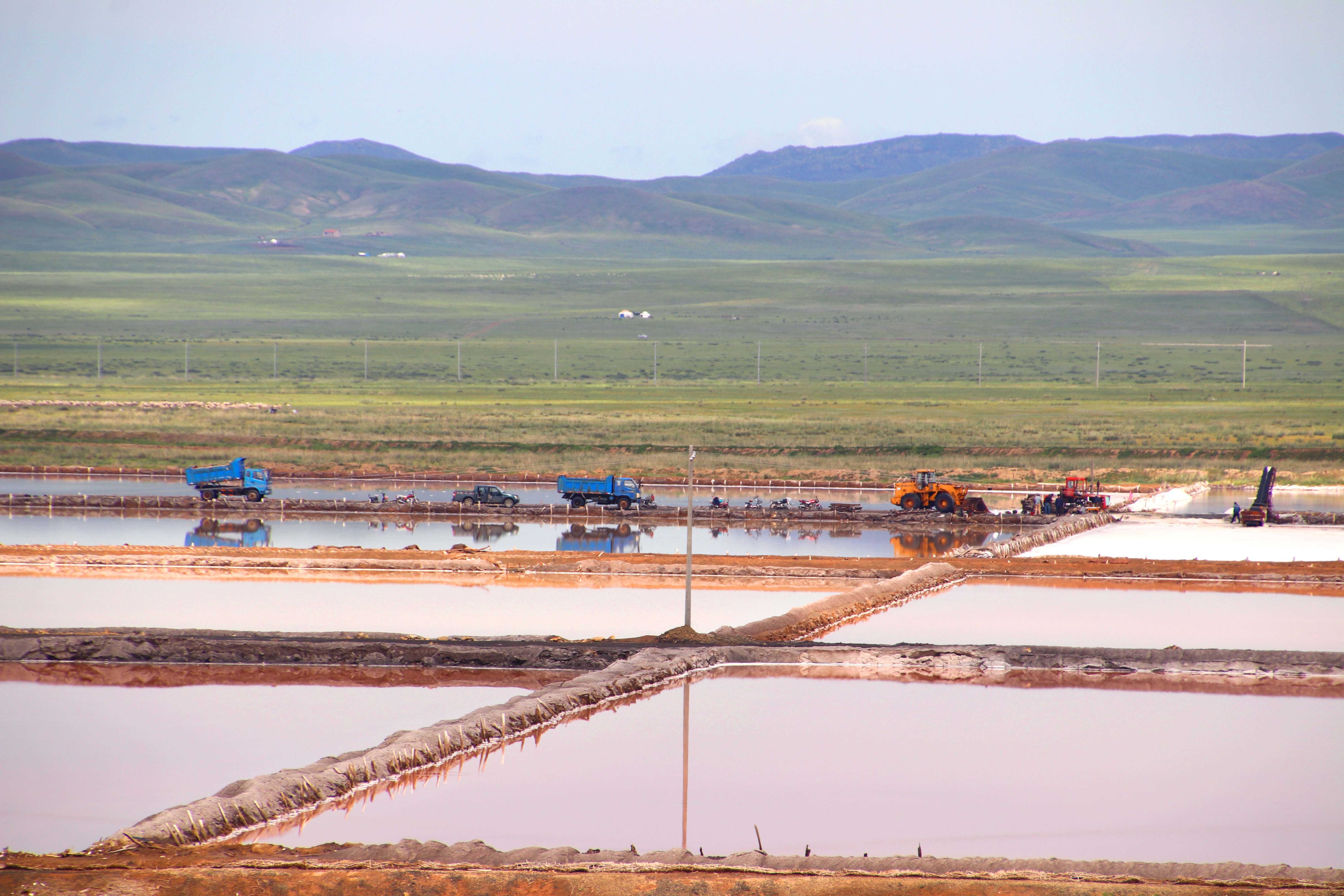內(nèi)蒙古額吉淖爾制鹽有限公司2022年日曬鹽車間、鹽磚車間和流動生產(chǎn)線原料鹽上料服務(wù)項目【網(wǎng)上競價】中標(biāo)公示