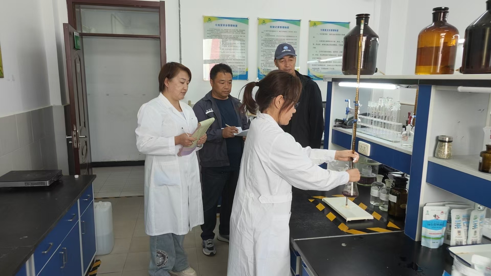 技術(shù)比武展風采 崗位練兵促提升—額鹽 公司組織開展崗位技能比賽